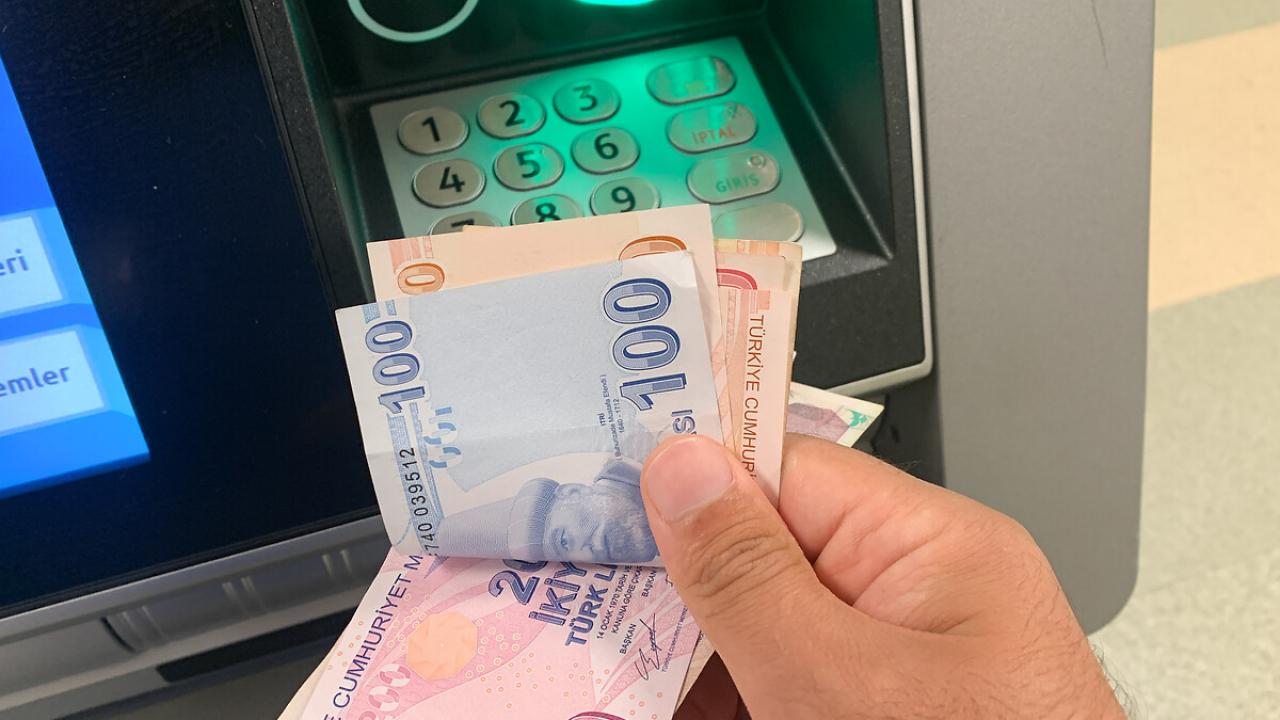 Para çekme limitlerini 2 katına çıkaran bankalardan yeni hamle